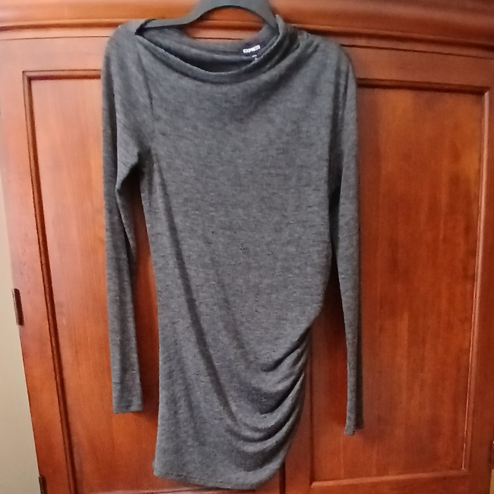 💙 Express gray Long Sleeve top💙 - Picture 3 of 8